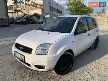 Авто Ford Fusion 2004 № 7657612