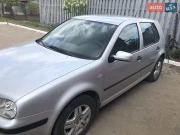 Авто Volkswagen Golf 2001 № 7657663