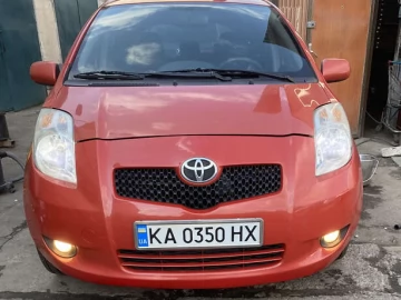 Авто Toyota Yaris 2005 № 7657689