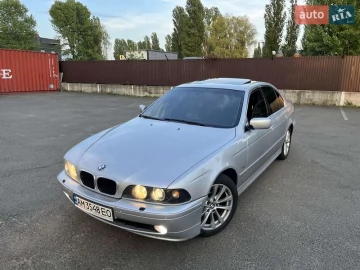 Авто BMW 5 Series 2002 № 7657704