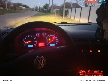 Авто Volkswagen Golf 2000 № 7657925