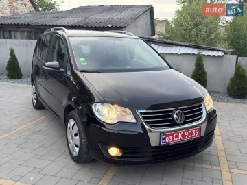 Авто Volkswagen Touran 2009 № 7658014