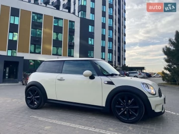Авто MINI Hatch 2008 № 7658127