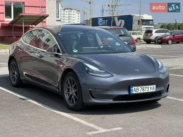 Авто Tesla Model 3 2019 № 7658162