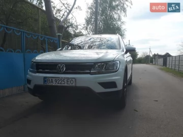 Авто Volkswagen Tiguan 2021 № 7658251