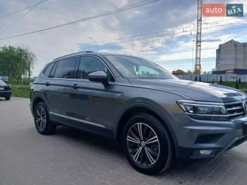 Авто Volkswagen Tiguan 2018 № 7658252