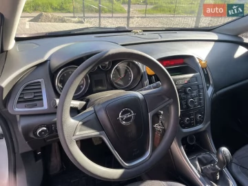 Авто Opel Astra 2014 № 7658351