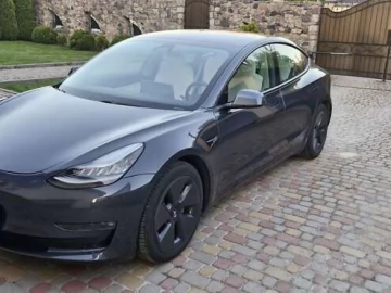 Авто Tesla Model 3 2020 № 7658555
