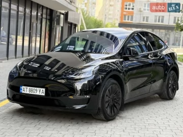 Авто Tesla Model Y 2023 № 7658578