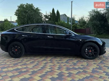 Авто Tesla Model 3 2018 № 7658730