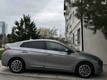 Авто Hyundai Ioniq 2021 № 7658762