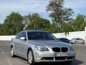 Авто BMW 5 Series 2004 № 7658924