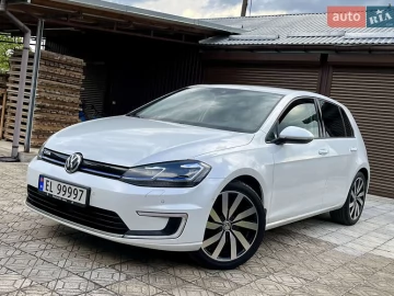 Авто Volkswagen E-Golf 2017 № 7658976