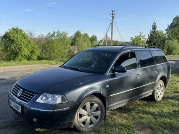 Авто Volkswagen Passat 2002 № 7659059