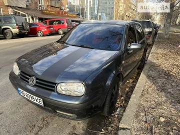 Авто Volkswagen Golf 2002 № 7659091