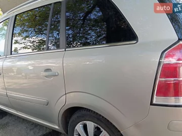 Авто Opel Zafira 2005 № 7659116