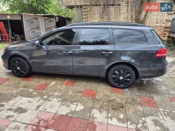 Авто Volkswagen Passat 2011 № 7659386