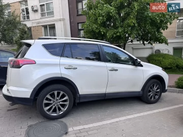Авто Toyota Rav4 2016 № 7659460
