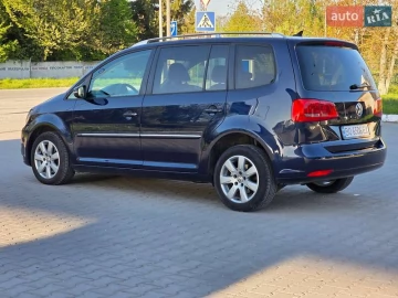 Авто Volkswagen Touran 2010 № 7659708