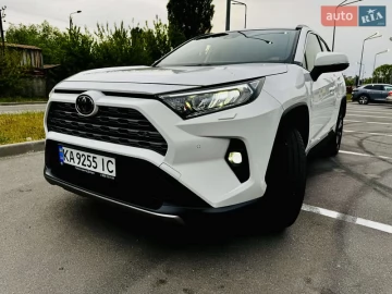 Авто Toyota Rav4 2022 № 7659816