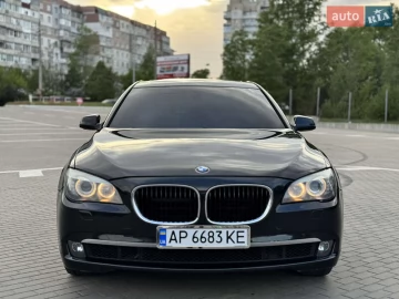 Авто BMW 7 Series 2011 № 7660106