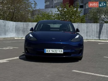 Авто Tesla Model 3 2021 № 7660154