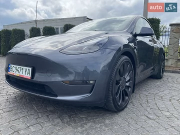 Авто Tesla Model Y 2022 № 7660156