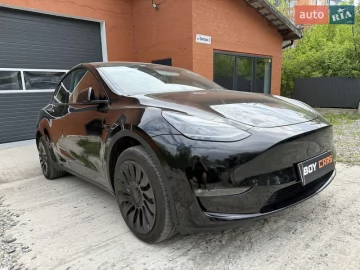 Авто Tesla Model Y 2023 № 7660161