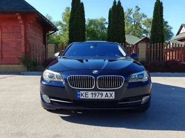 Авто BMW 5 Series 2012 № 7660444