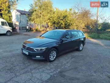 Авто Volkswagen Passat 2016 № 7660459