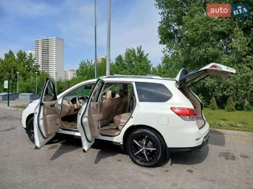 Авто Nissan Pathfinder 2012 № 7660464