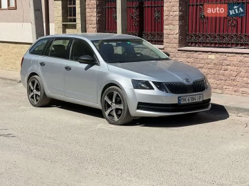 Авто Skoda Octavia 2017 № 7660657