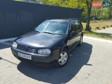 Авто Volkswagen Golf 1999 № 7660783