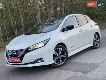 Авто Nissan Leaf 2018 № 7660808