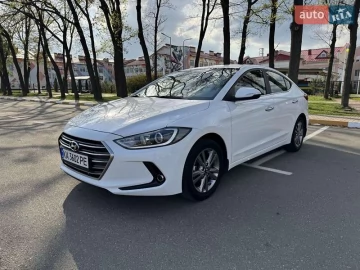 Авто Hyundai Elantra 2018 № 7660881