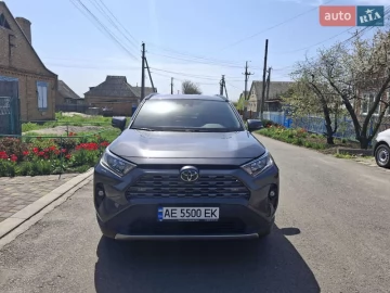 Авто Toyota Rav4 2023 № 7660886