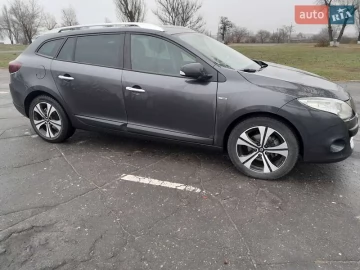 Авто Renault Megane 2011 № 7660925