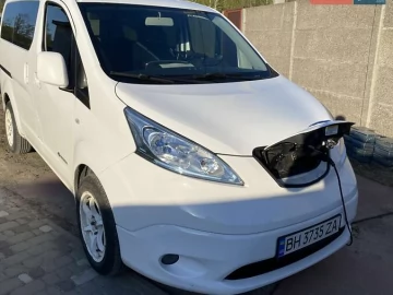 Авто Nissan E-Nv200 2016 № 7660950