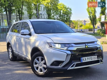 Авто Mitsubishi Outlander 2019 № 7660978