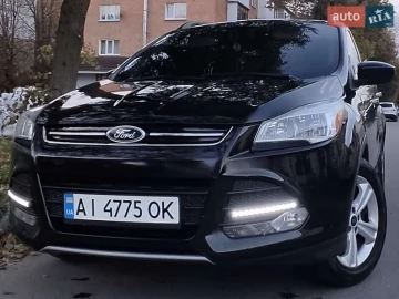 Авто Ford Escape 2015 № 7661095
