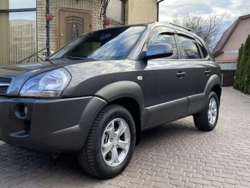 Авто Hyundai Tucson 2009 № 7661101