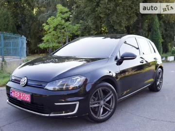 Авто Volkswagen E-Golf 2014 № 7661104
