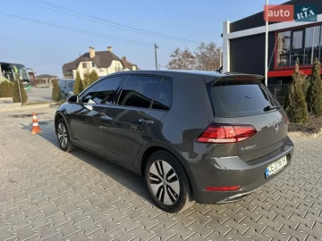 Авто Volkswagen E-Golf 2020 № 7661116