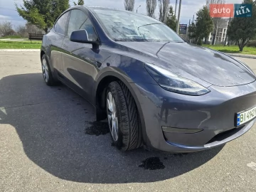 Авто Tesla Model Y 2023 № 7661155