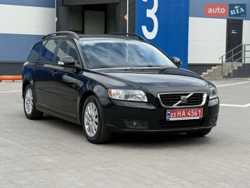 Авто Volvo V50 2011 № 7661241