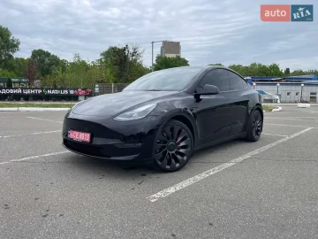 Авто Tesla Model Y 2023 № 7661373