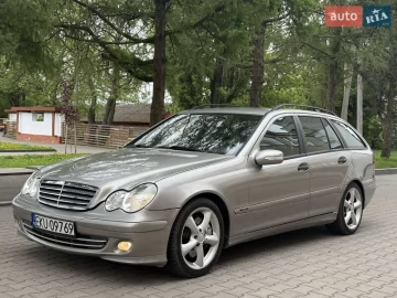 Авто Mercedes C-Class 2005 № 7661402