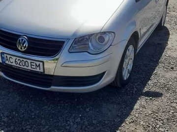 Авто Volkswagen Touran 2007 № 7661468
