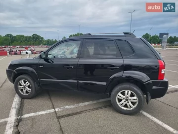 Авто Hyundai Tucson 2008 № 7661487
