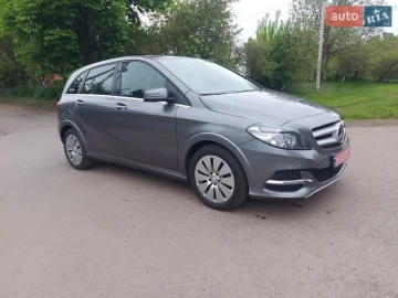 Авто Mercedes B-Class 2015 № 7661496